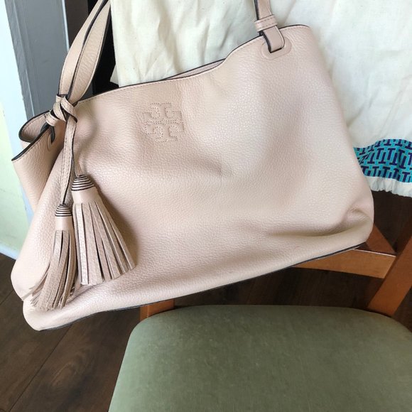 Tori Burch Thea Center Zip Pebbled Leather Tote - Picture 1 of 6